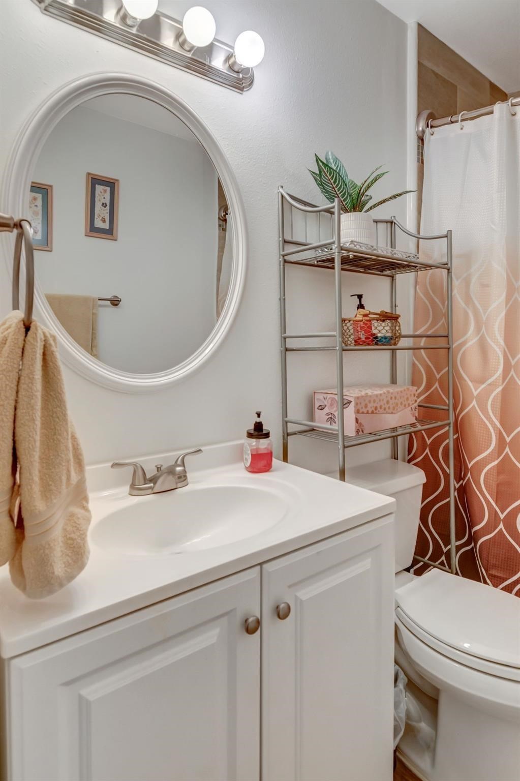 5913 Cathy Court Watauga TX 76148