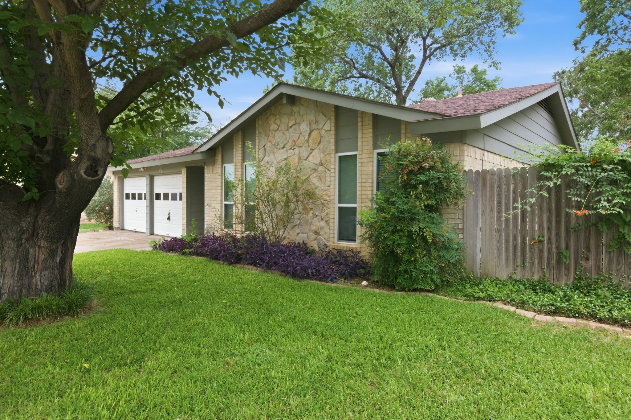 5913 Cathy Court Watauga TX 76148