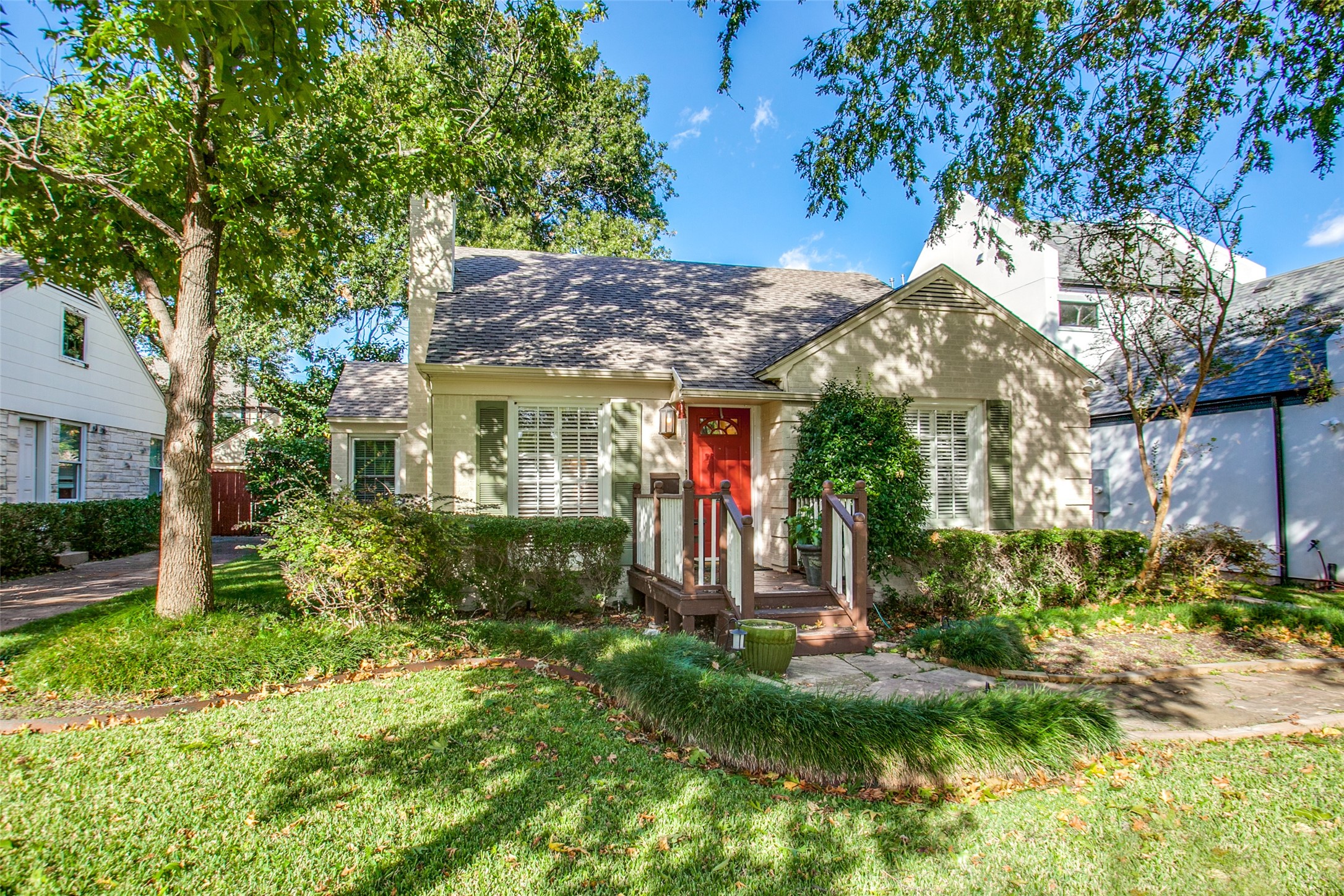 6439 Kenwood Avenue Dallas TX 75214