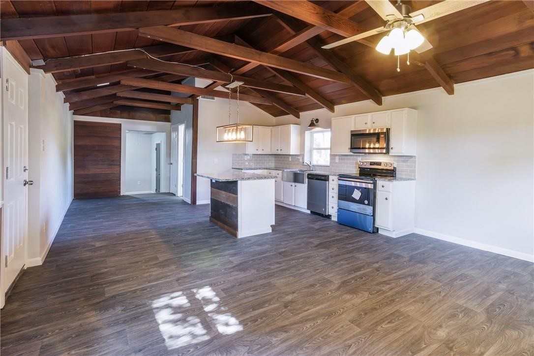 220 Bella Vista Drive West Tawakoni TX 75474