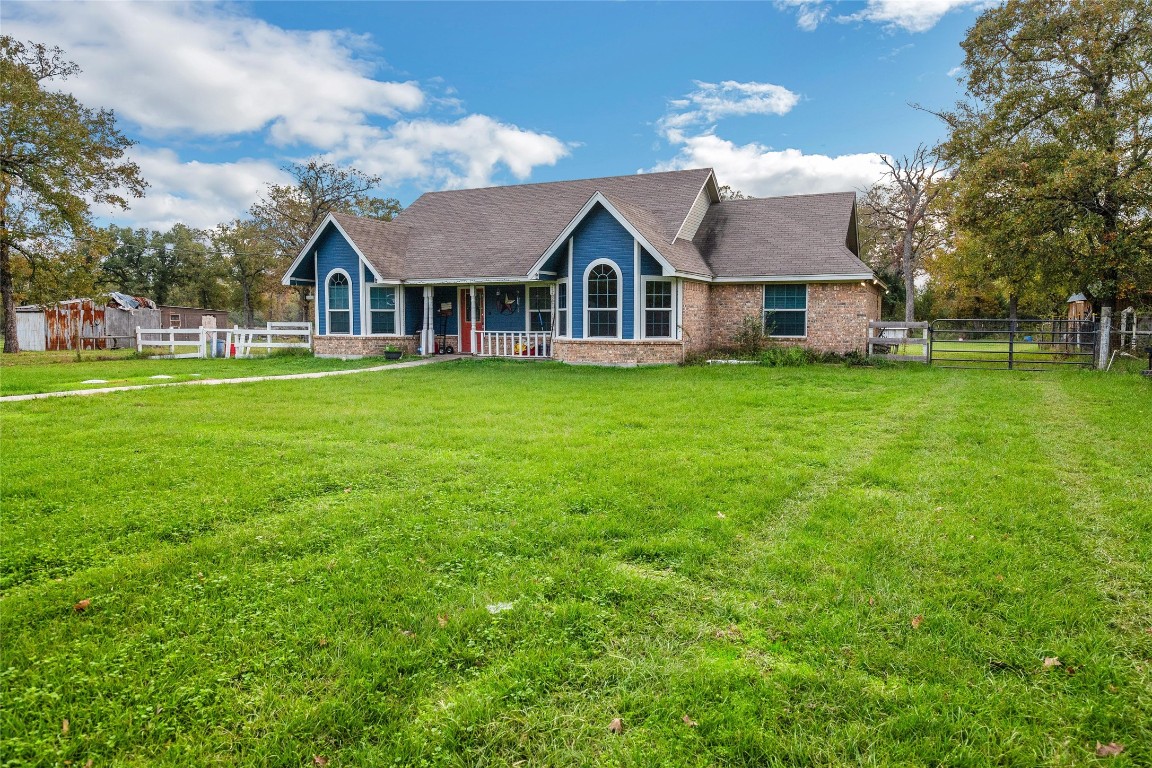 1278 Lcr 800 Groesbeck TX 76642