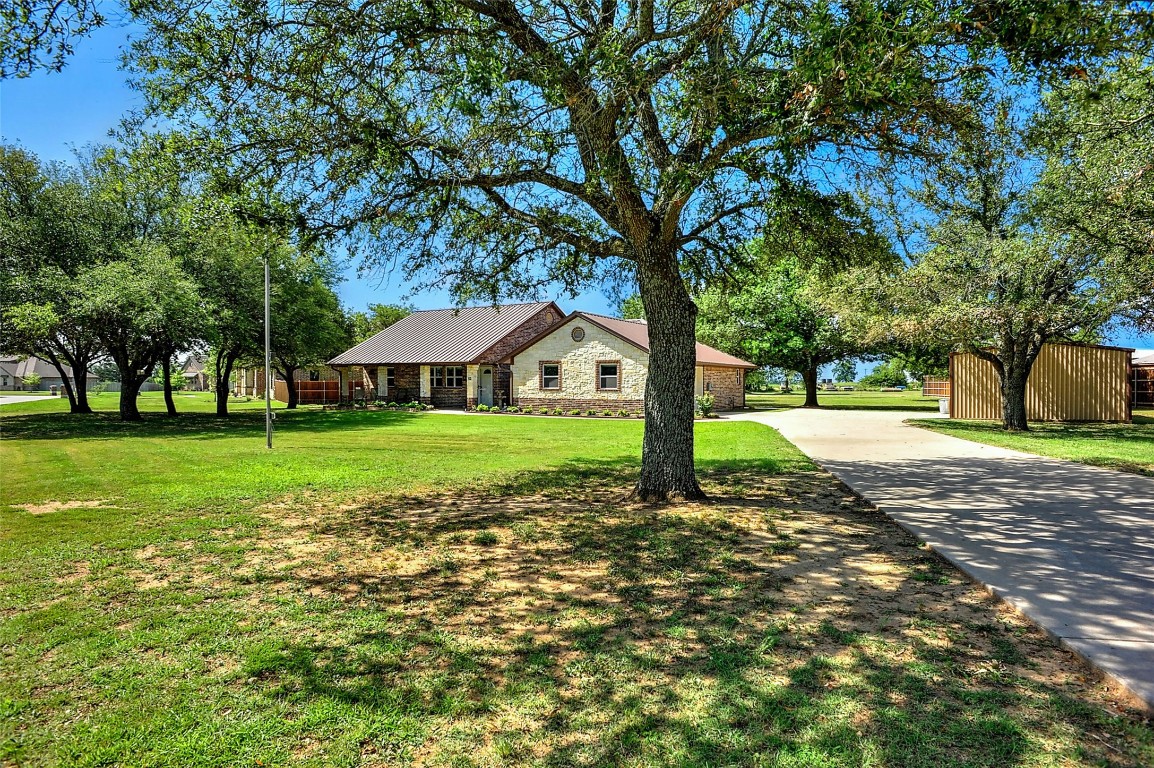 82 Pear Tree Lane Collinsville TX 76233