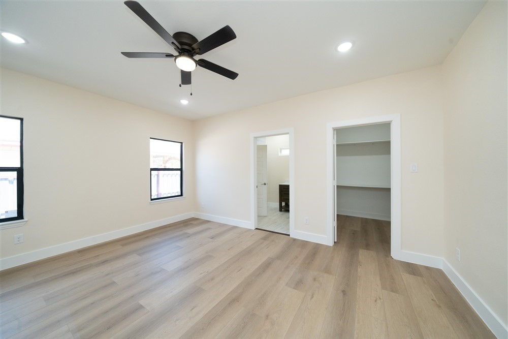643 Rayenell Avenue Dallas TX 75217