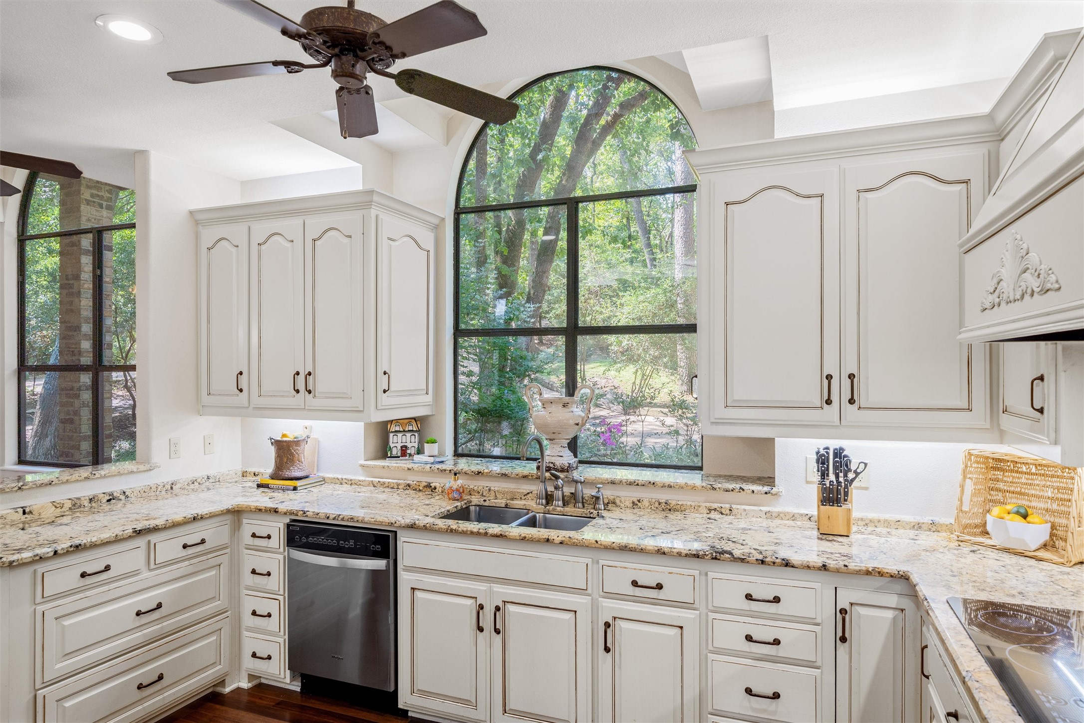 148 Pinewood Cove Holly Lake Ranch TX 75765