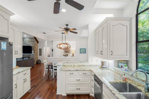 148 Pinewood Cove Holly Lake Ranch TX 75765