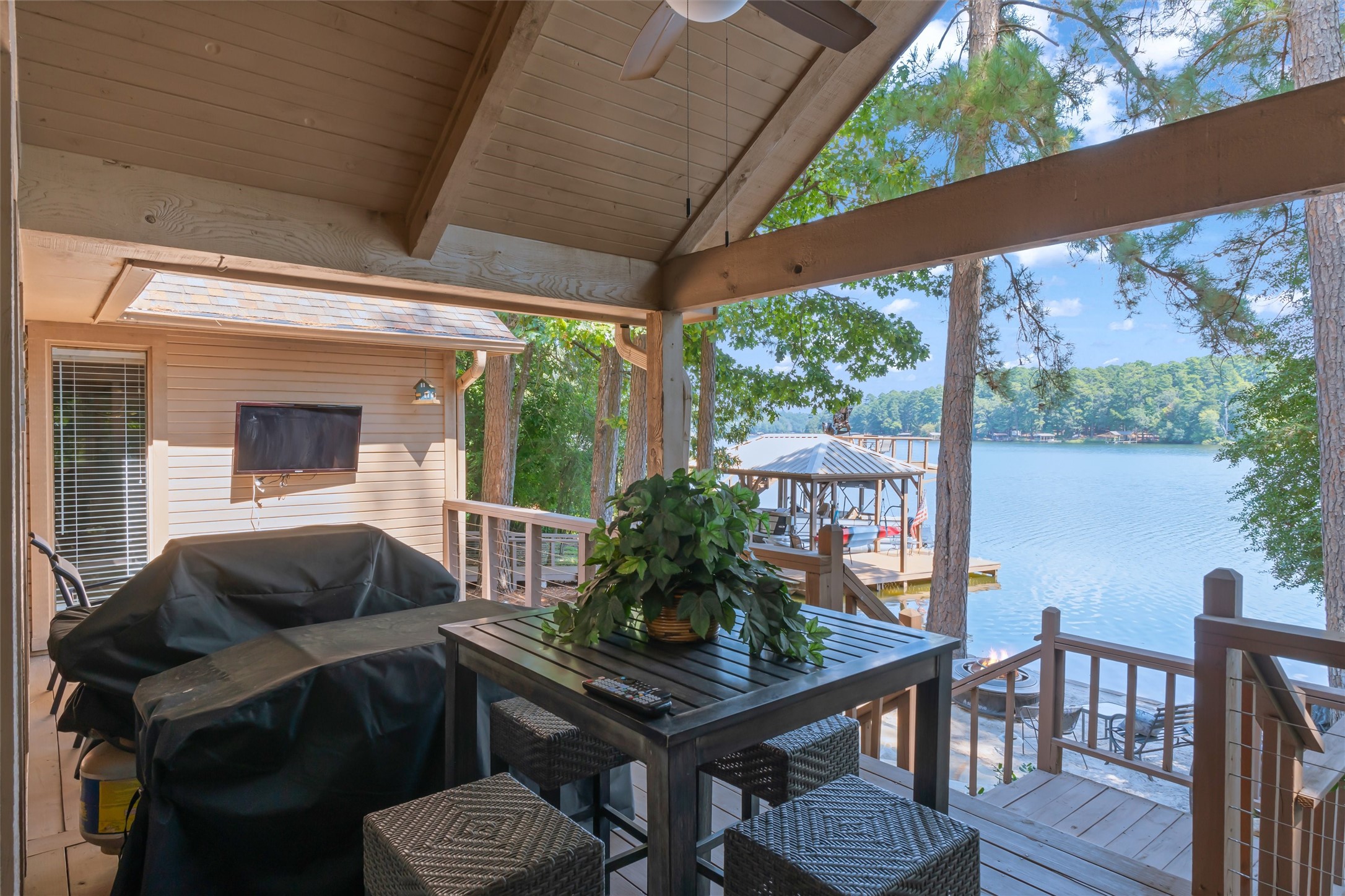 148 Pinewood Cove Holly Lake Ranch TX 75765