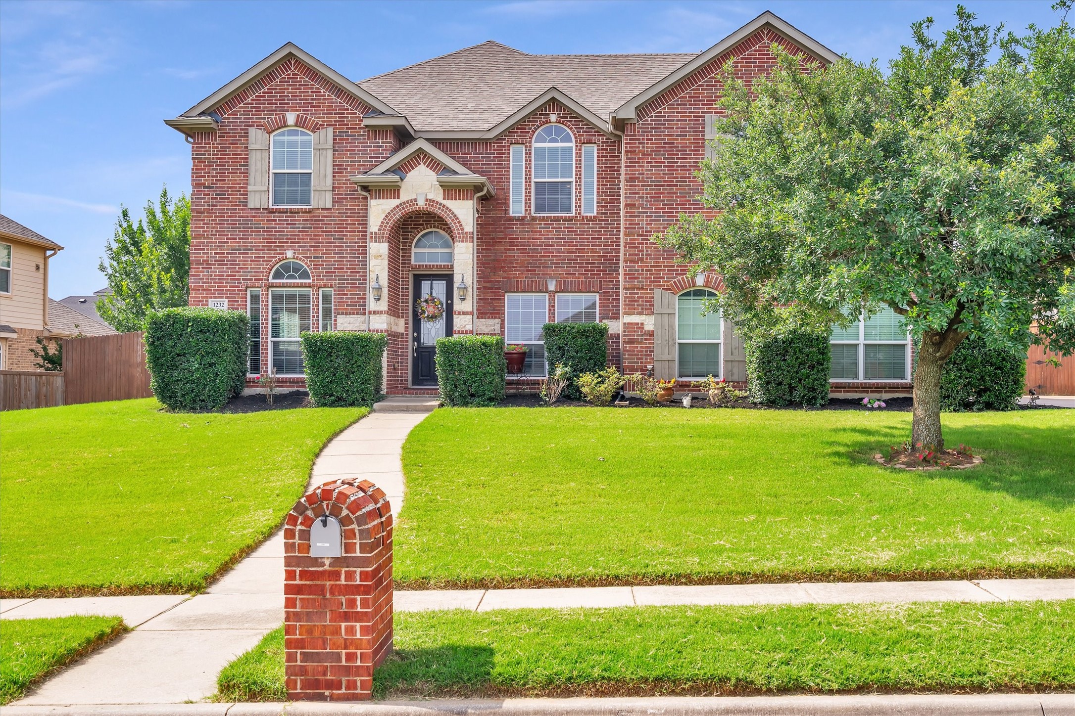 1232 Clearbrook Drive Kennedale TX 76060