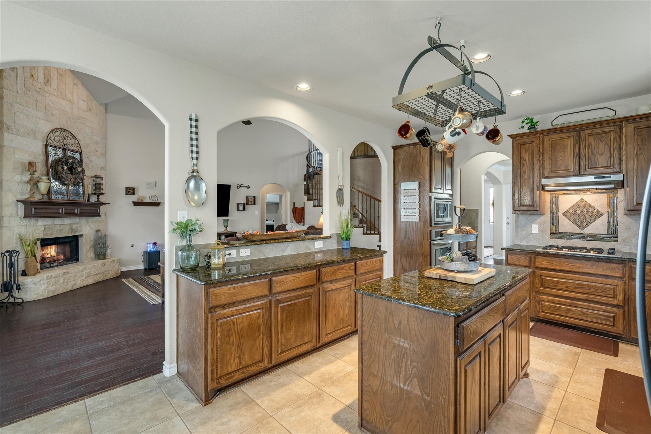 1232 Clearbrook Drive Kennedale TX 76060