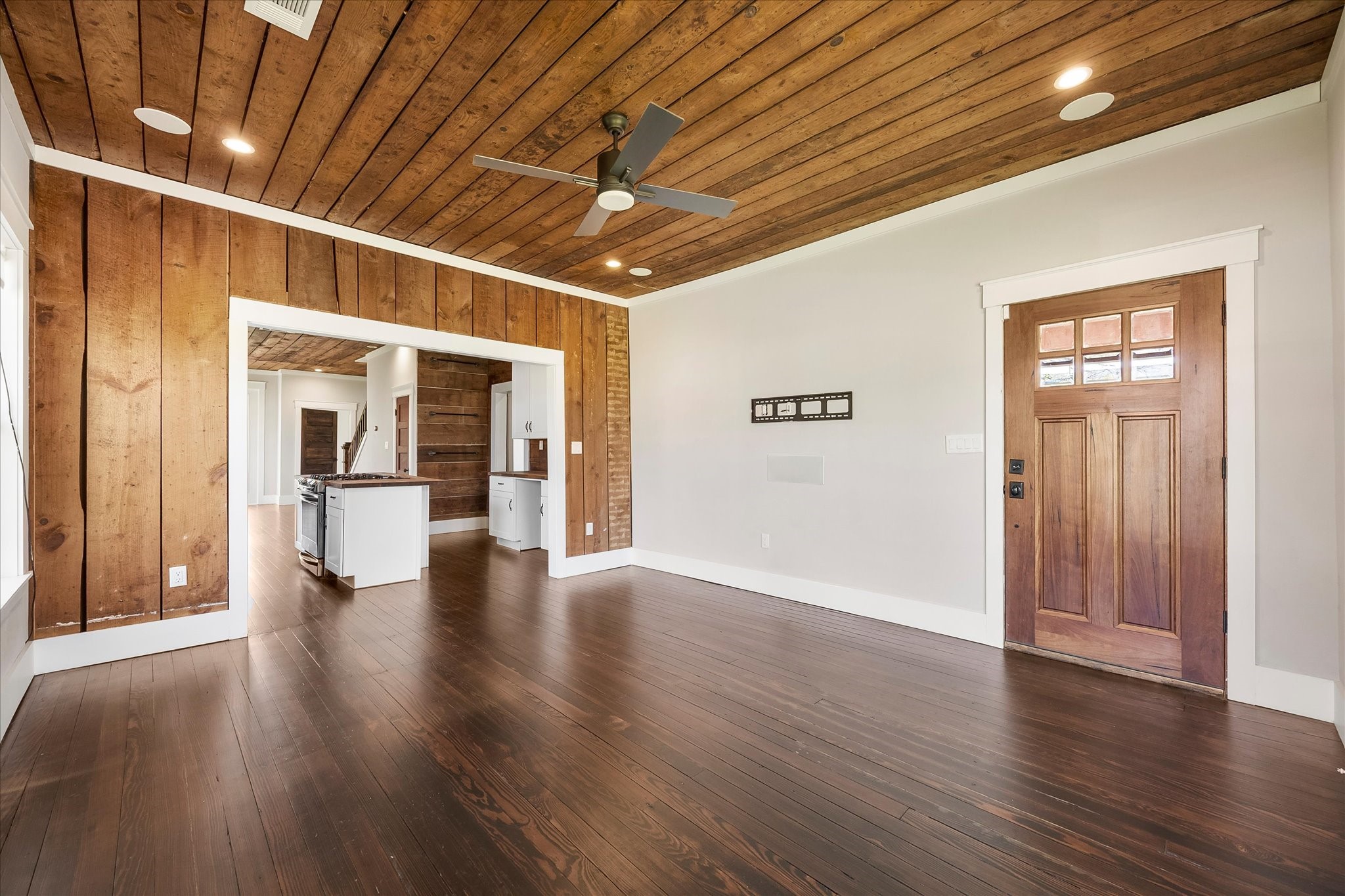110 English Street Mount Vernon TX 75457