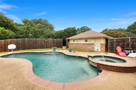 2916 Cresthaven Drive Grapevine TX 76051