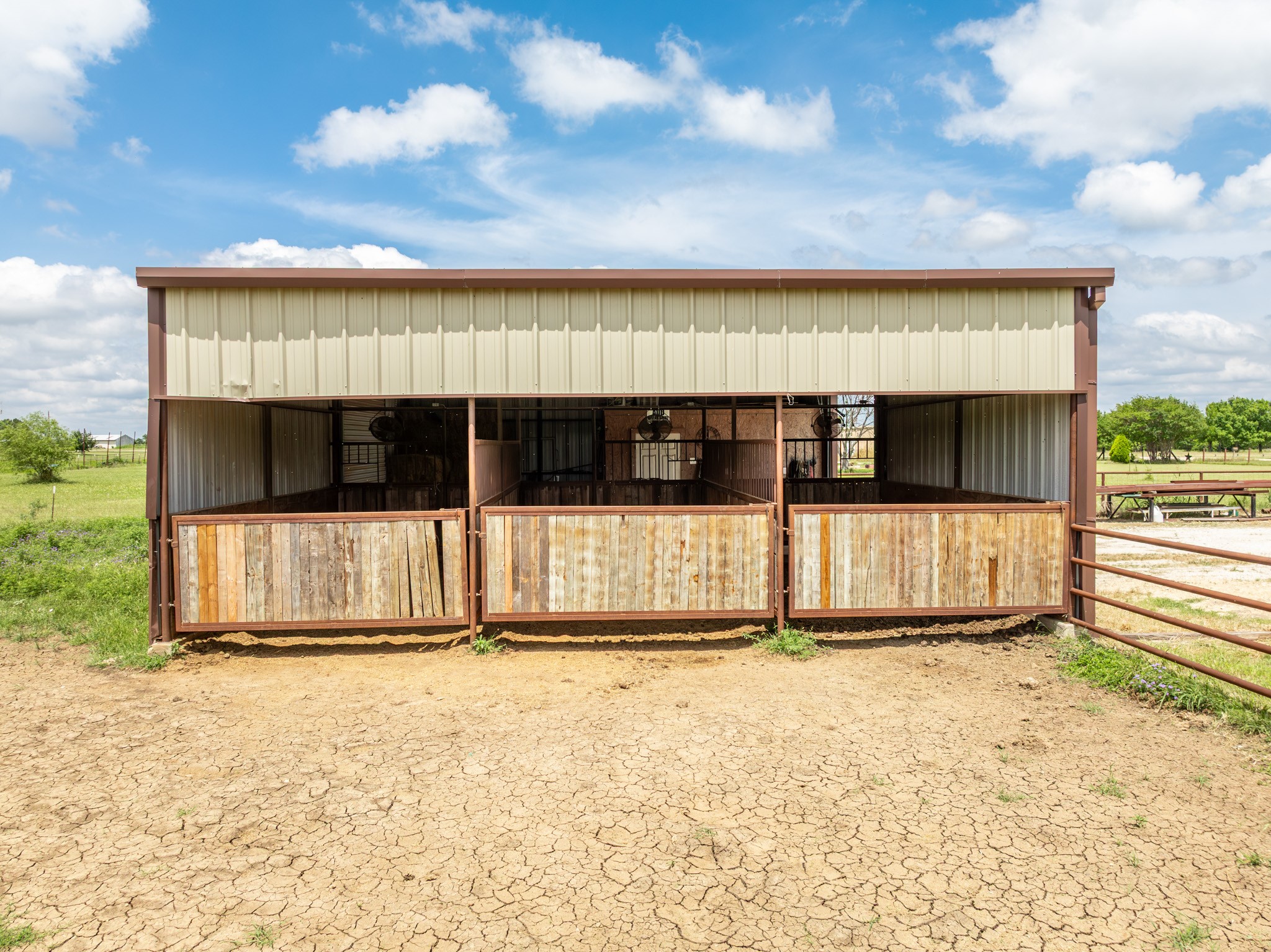 560 Meadow Lane Crawford TX 76638