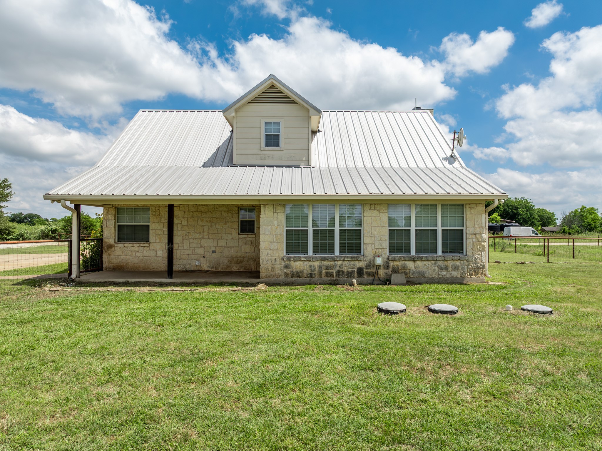 560 Meadow Lane Crawford TX 76638