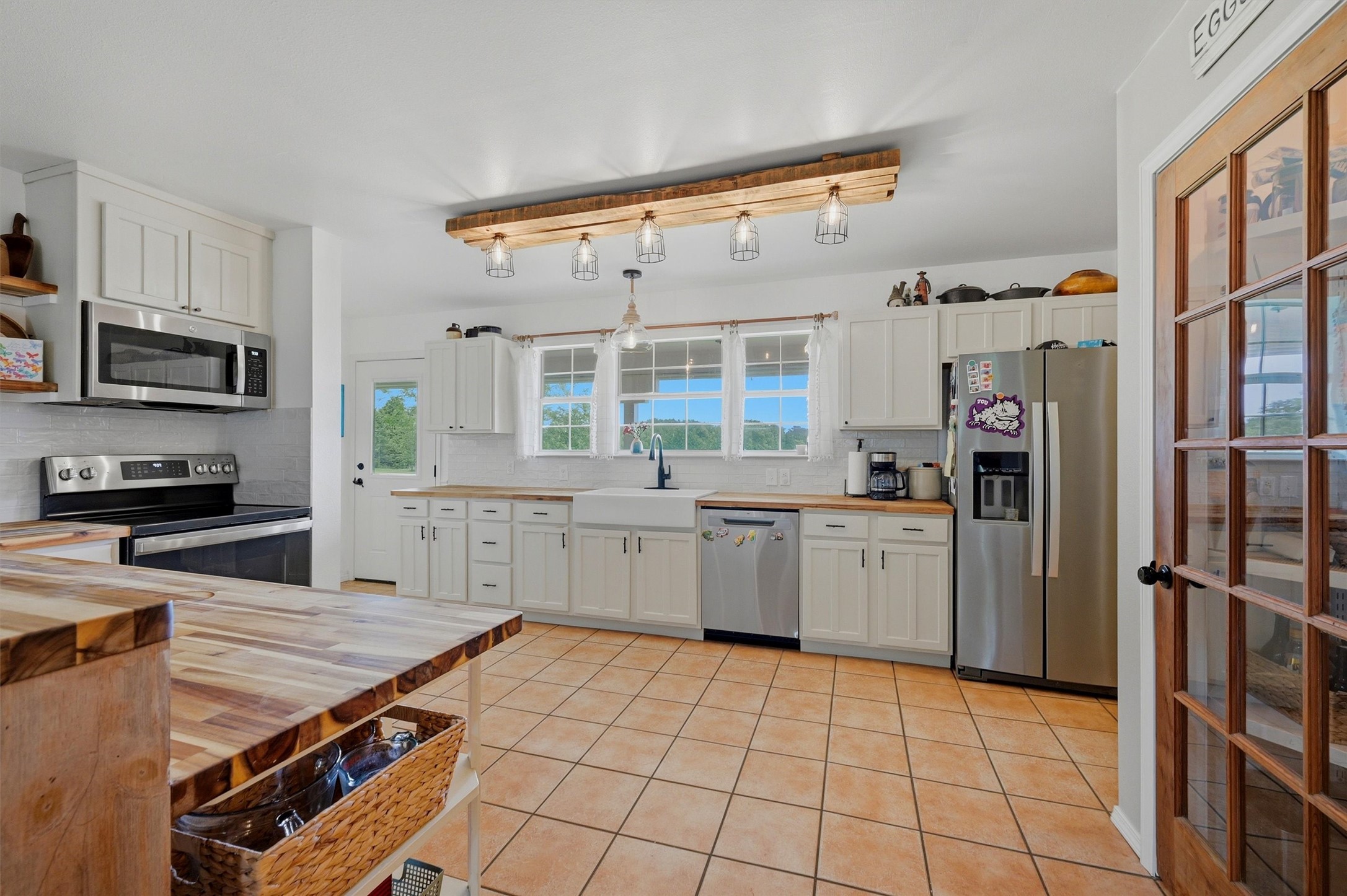 905 Crawford Road Sadler TX 76264