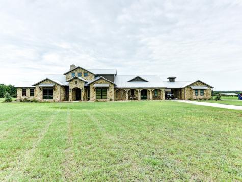 235 Valley Lane Weatherford TX 76085