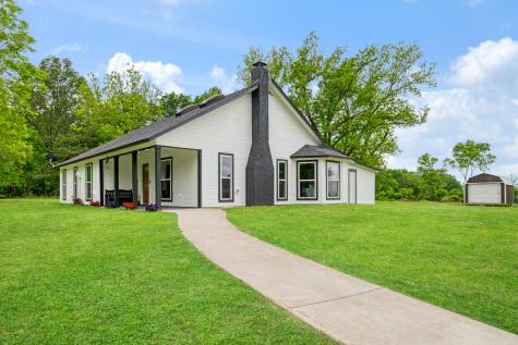 505 N Howison Street Bogata TX 75417