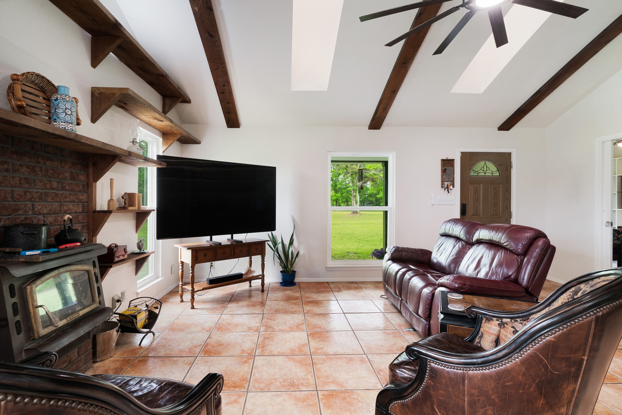 505 N Howison Street Bogata TX 75417