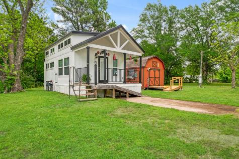 505 N Howison Street Bogata TX 75417