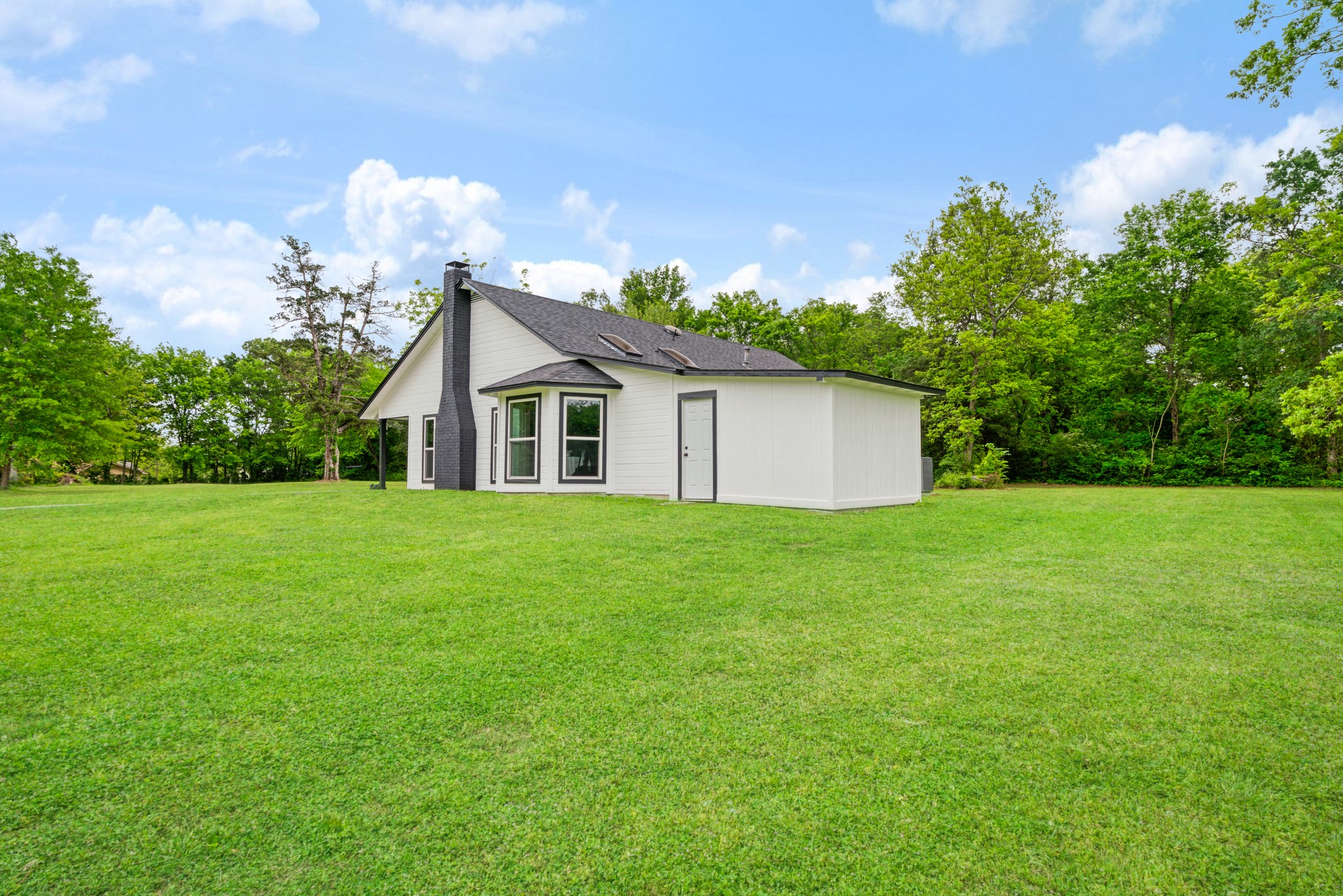 505 N Howison Street Bogata TX 75417