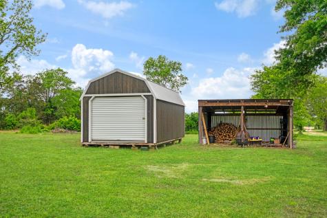505 N Howison Street Bogata TX 75417