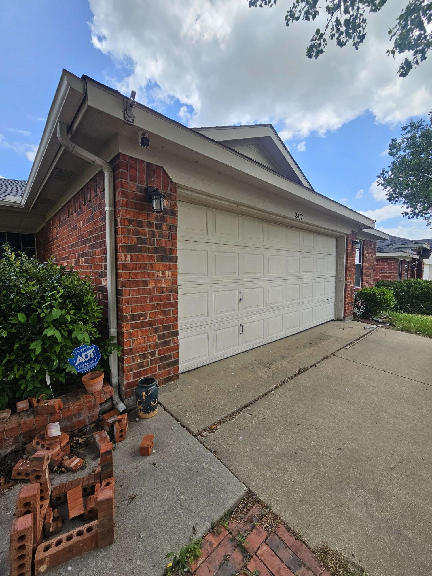 2417 Ensenada Lane Fort Worth TX 76108