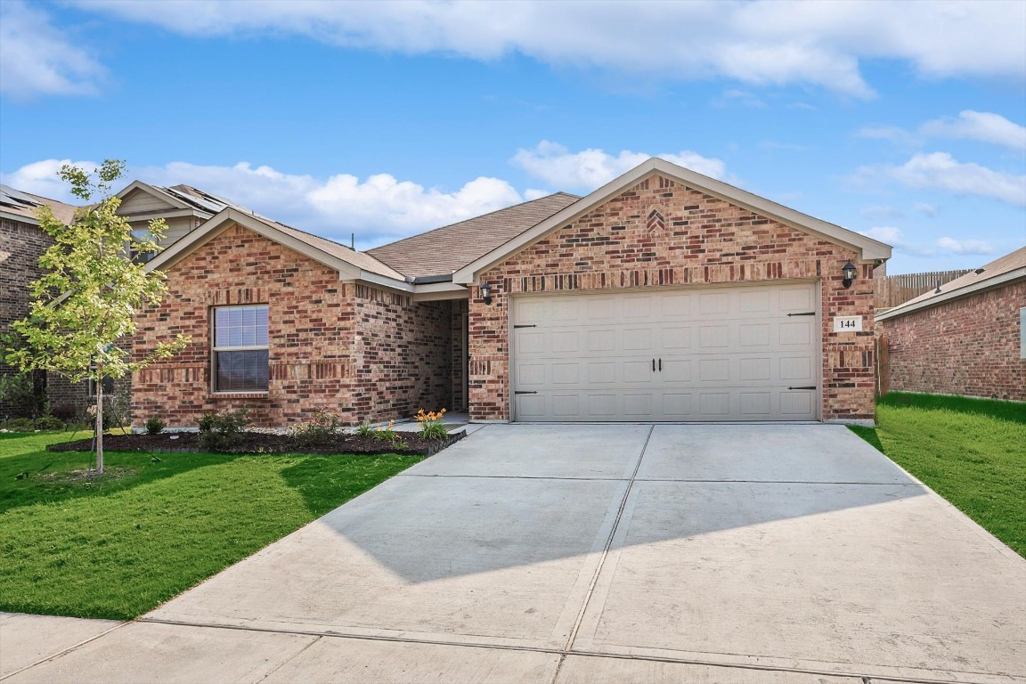 144 Bandana Circle Newark TX 76071