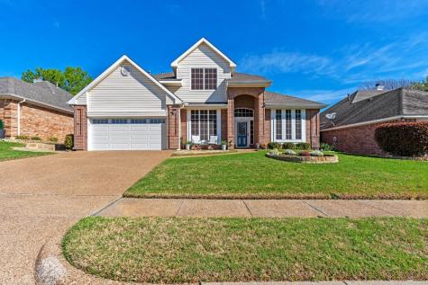 2717 Mimosa Court Bedford TX 76021