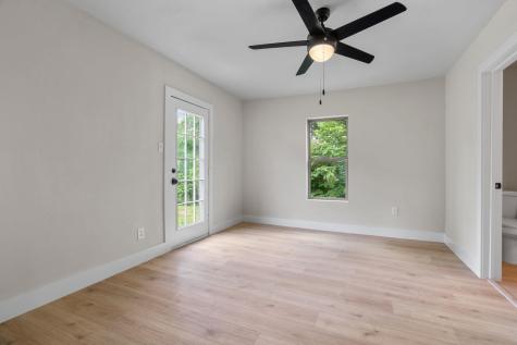 1404 E Baltimore Avenue Fort Worth TX 76104