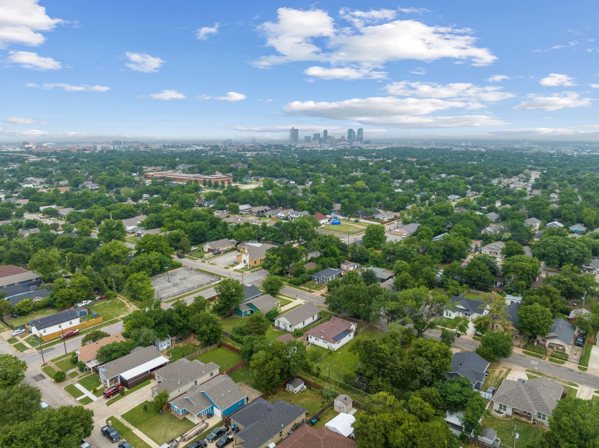 1404 E Baltimore Avenue Fort Worth TX 76104