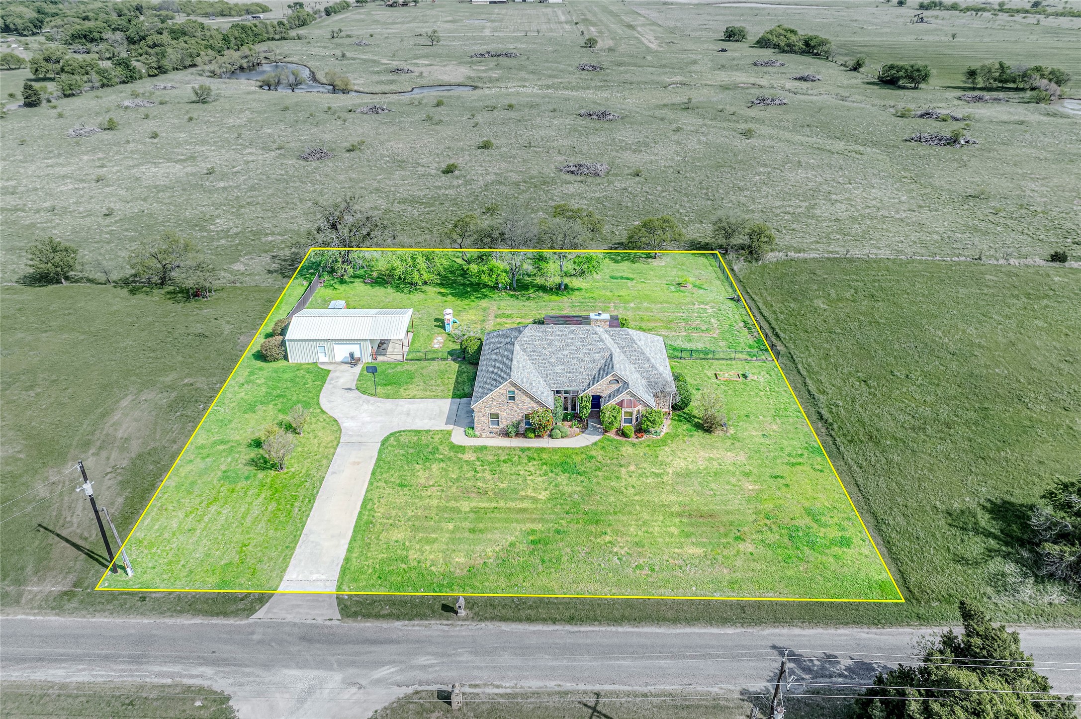 2472 Gibbons Road Sherman TX 75092