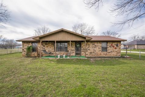 500 W Hobbs Street Boyd TX 76023