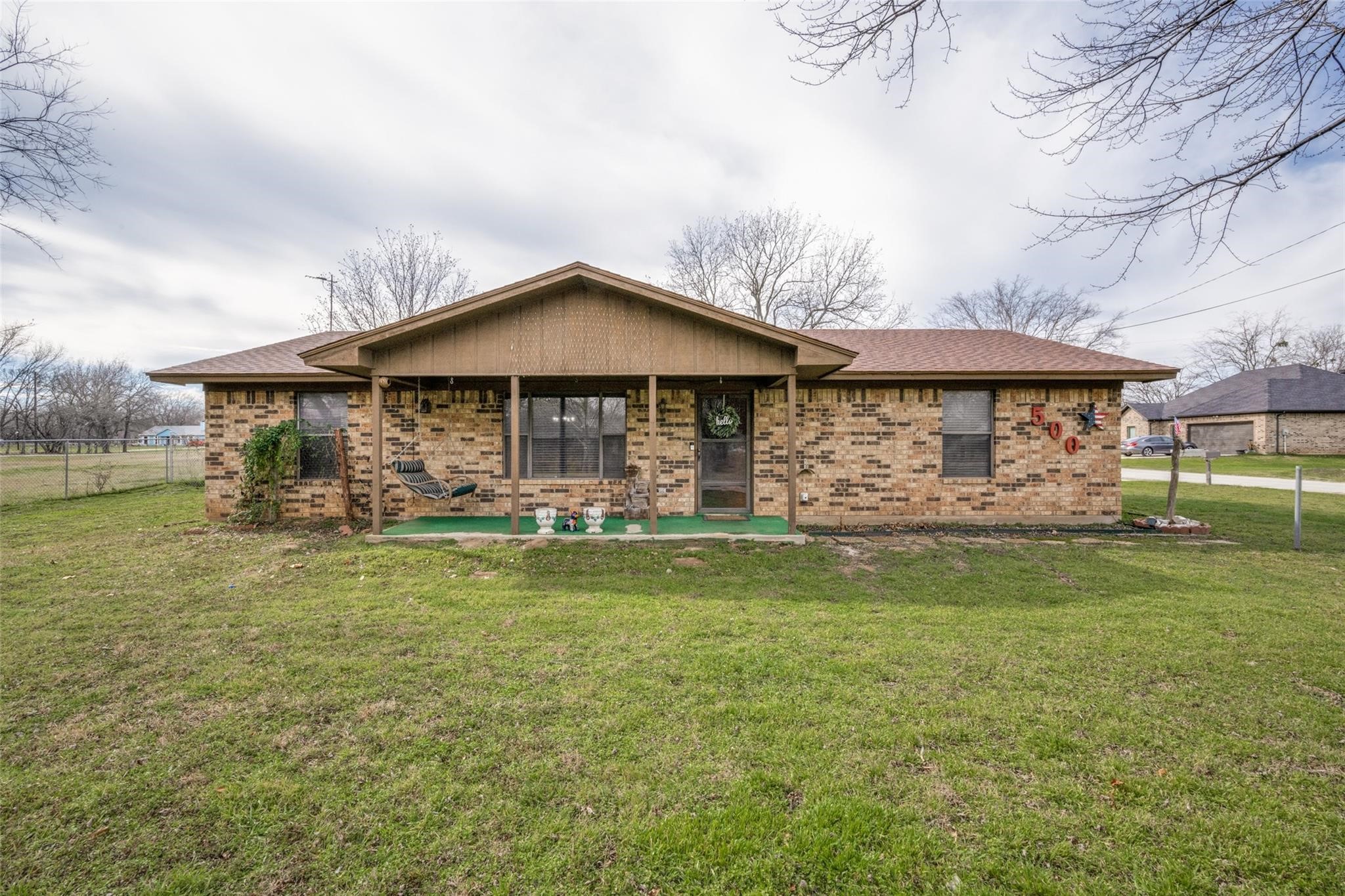 500 W Hobbs Street Boyd TX 76023