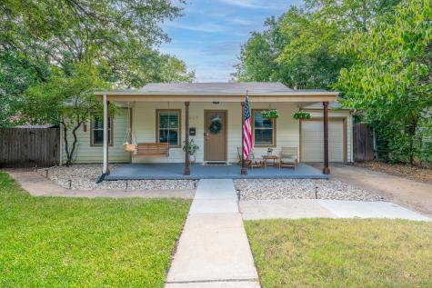 2017 Bluebonnet Drive Fort Worth TX 76111