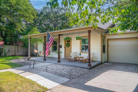2017 Bluebonnet Drive Fort Worth TX 76111