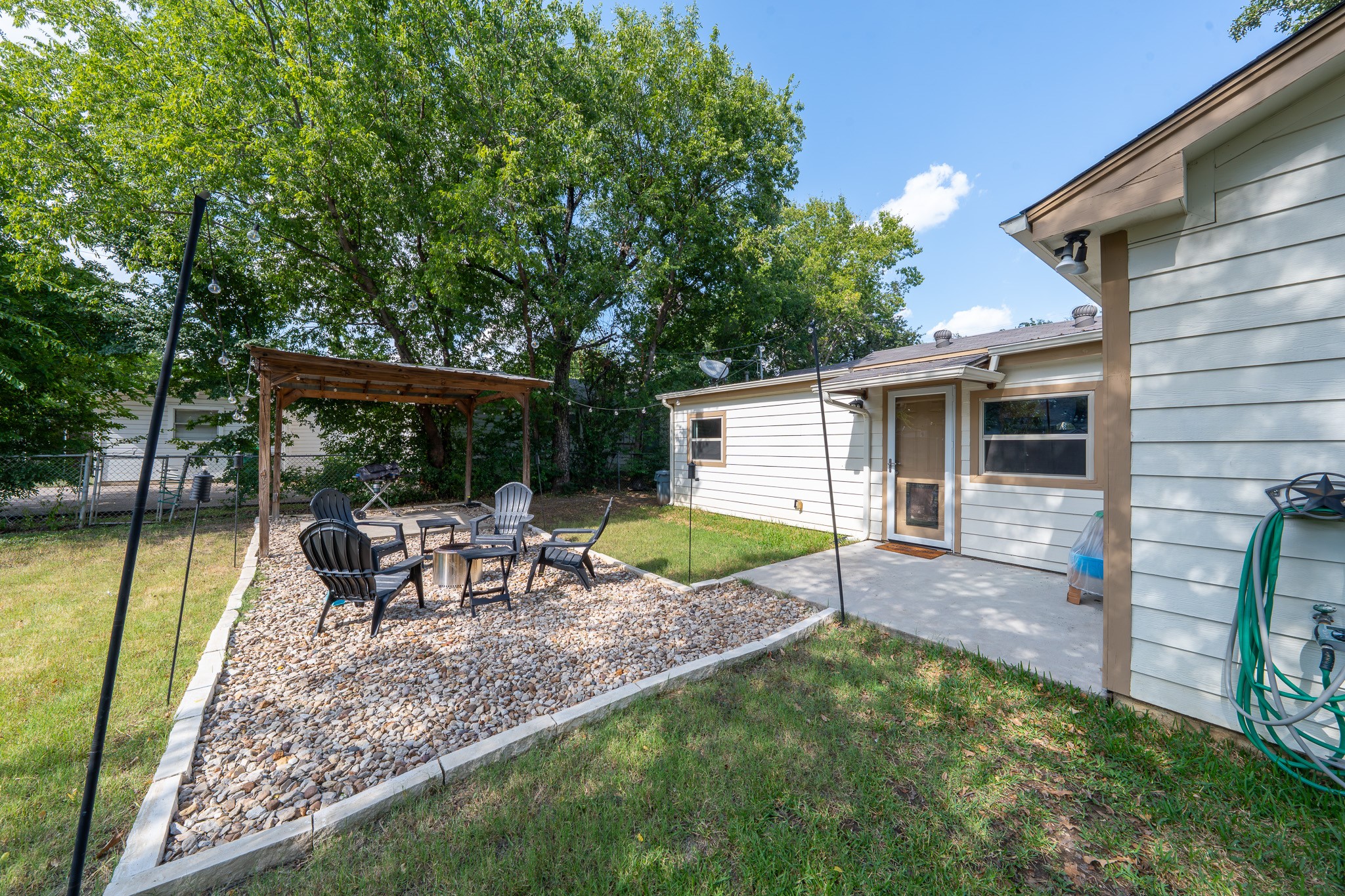 2017 Bluebonnet Drive Fort Worth TX 76111