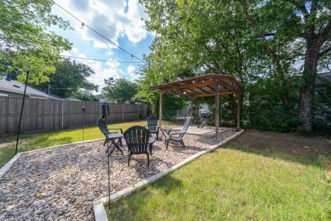 2017 Bluebonnet Drive Fort Worth TX 76111