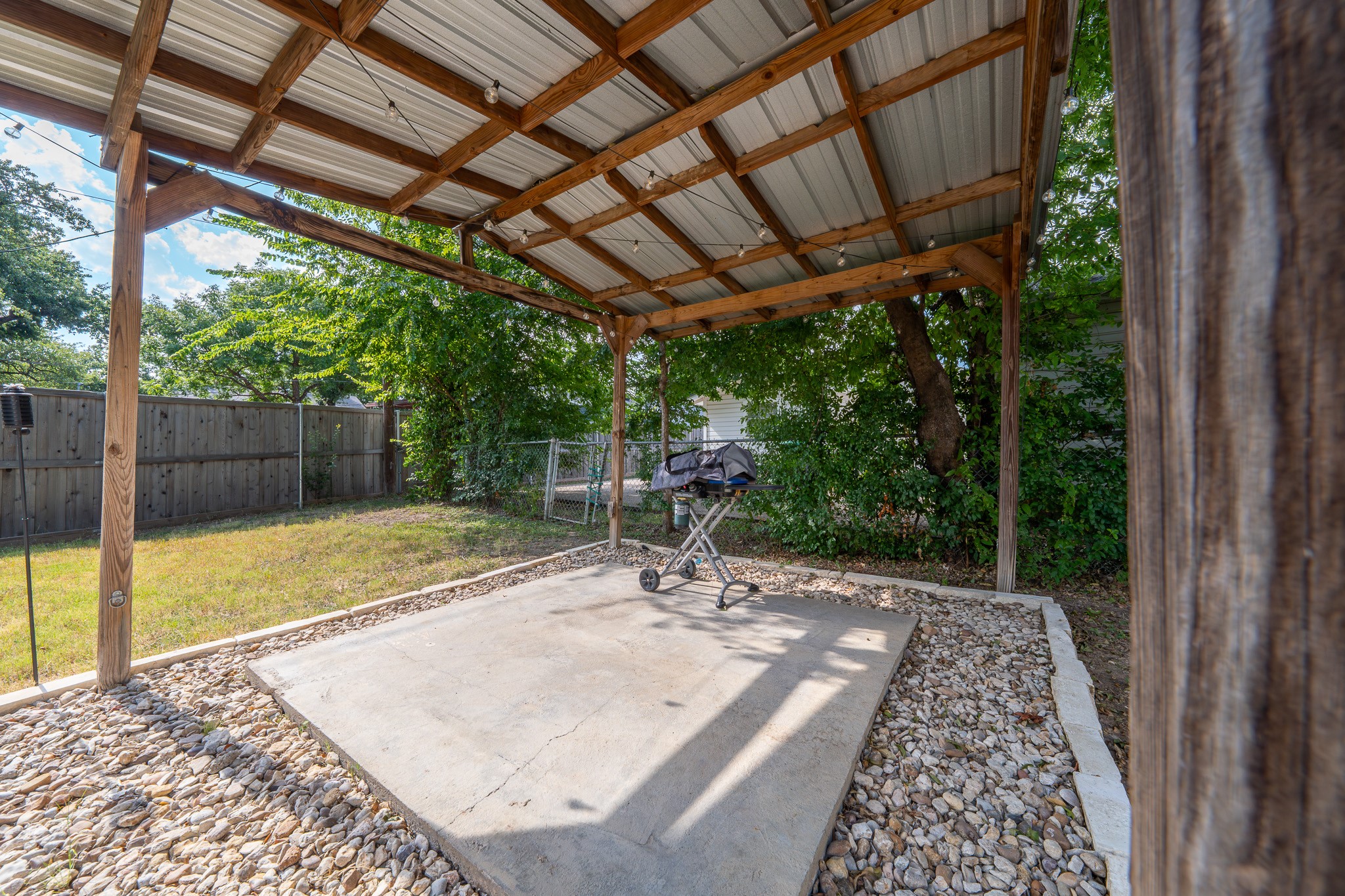 2017 Bluebonnet Drive Fort Worth TX 76111