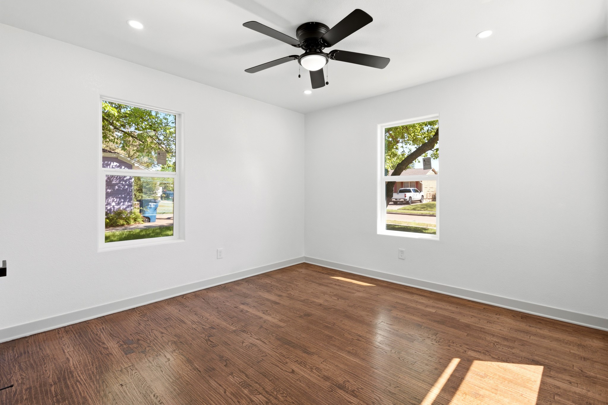 3435 Poinsettia Drive Dallas TX 75211
