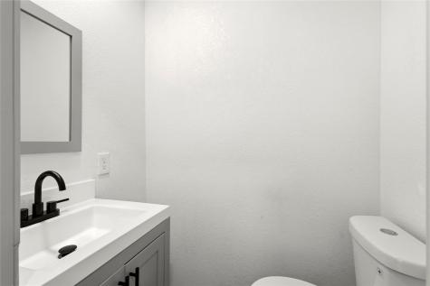 3435 Poinsettia Drive Dallas TX 75211
