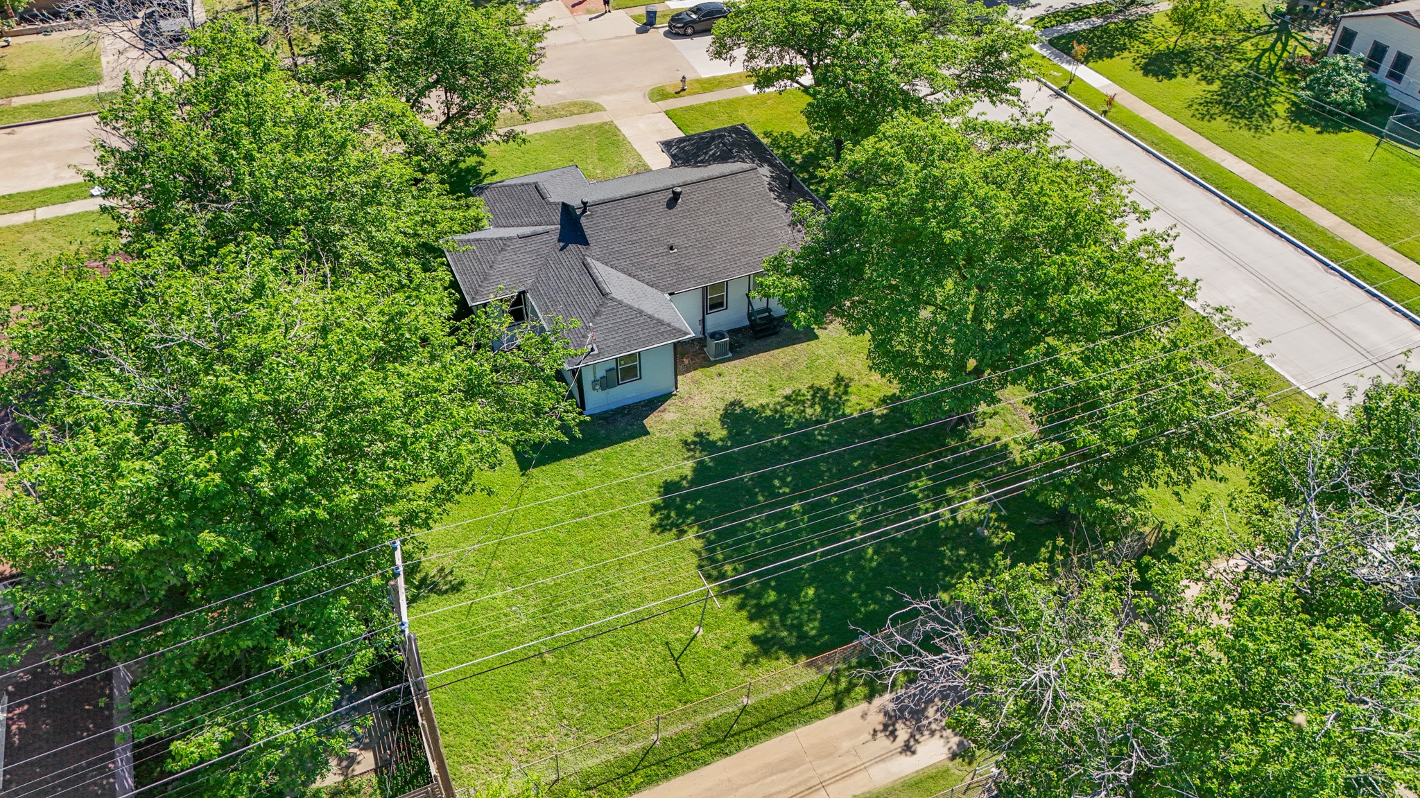 3435 Poinsettia Drive Dallas TX 75211