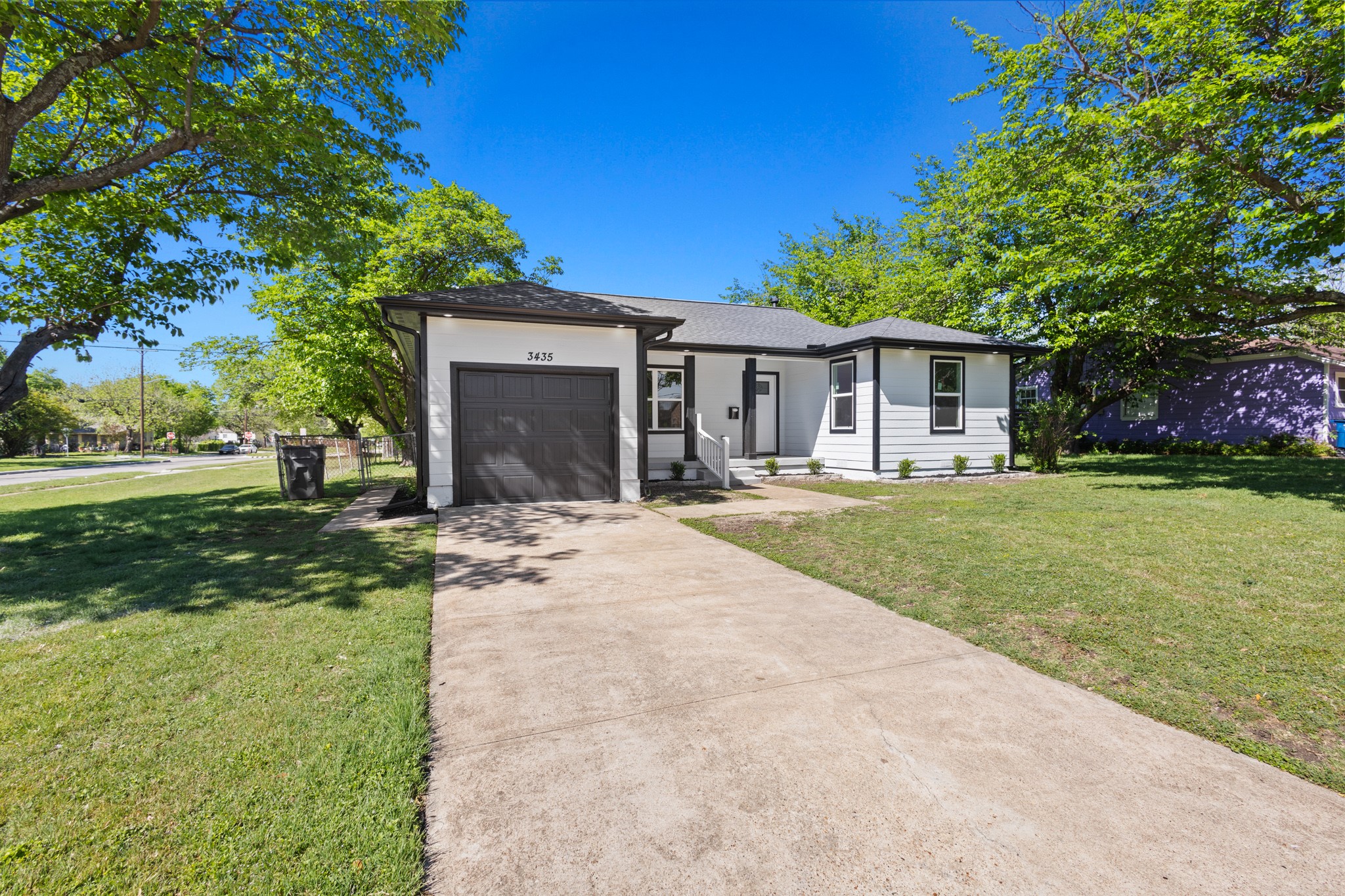 3435 Poinsettia Drive Dallas TX 75211