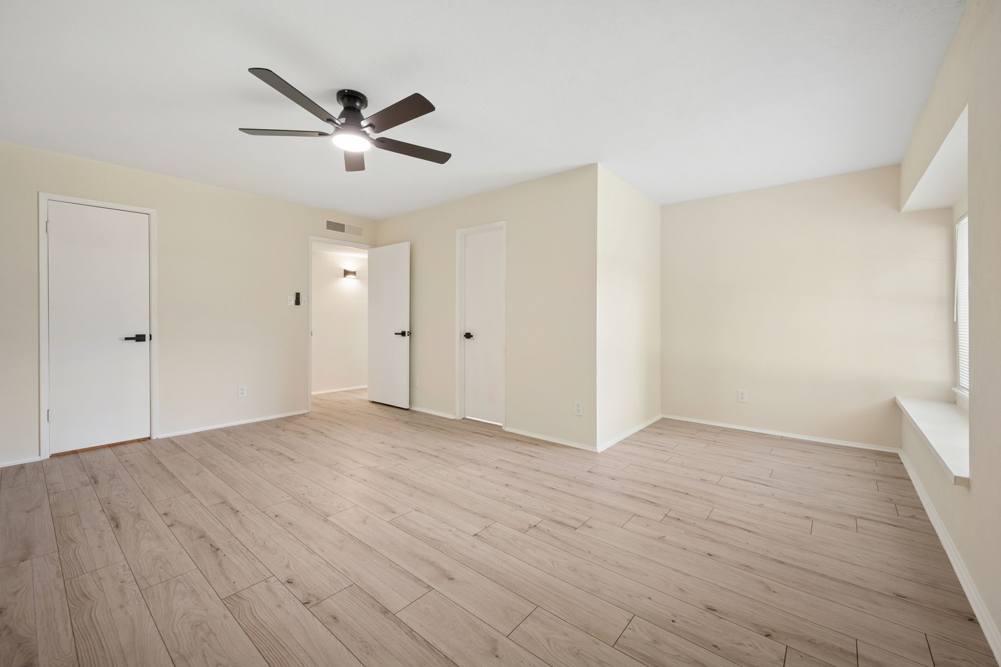 720 Lena Court Garland TX 75040
