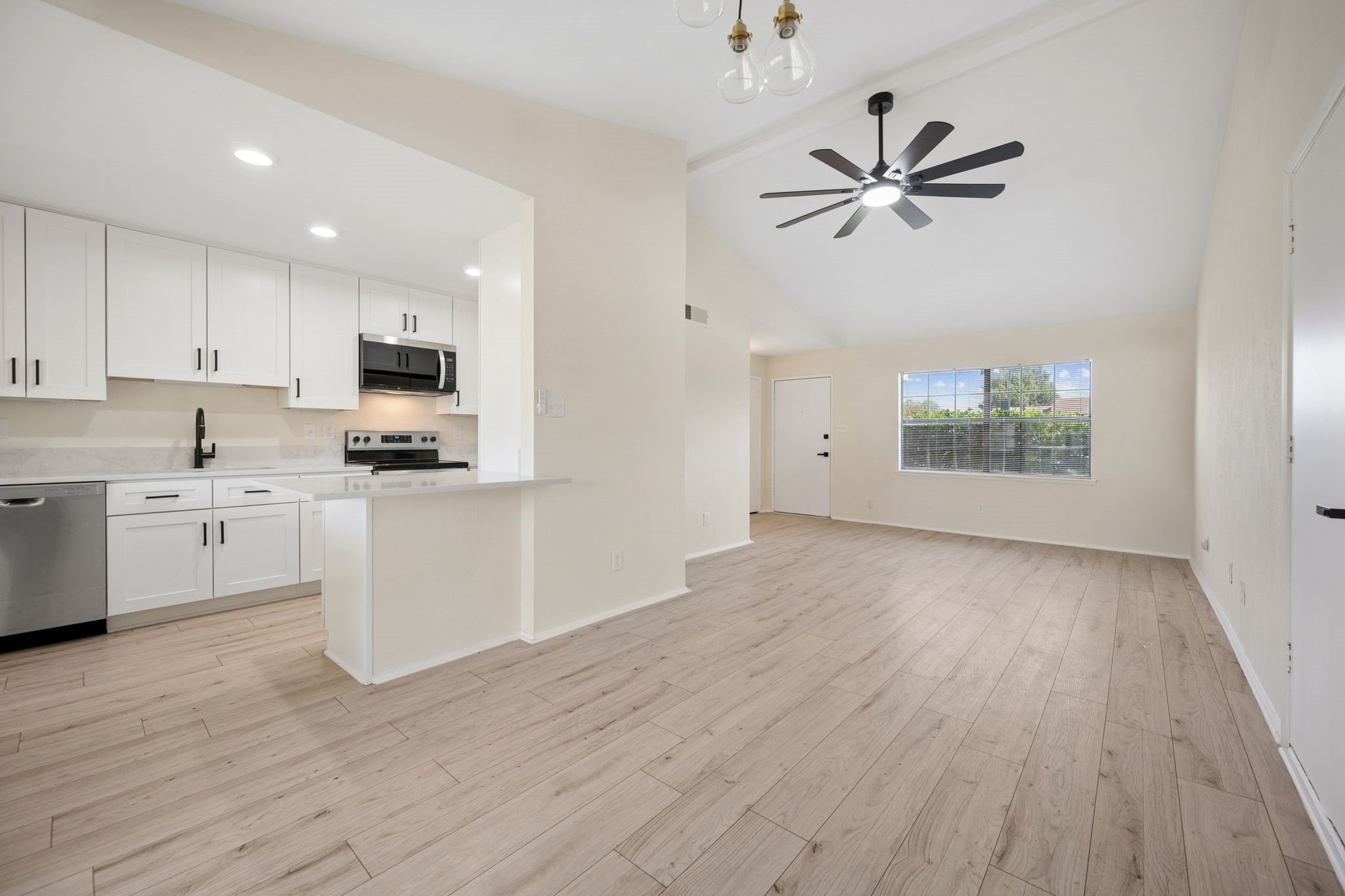 720 Lena Court Garland TX 75040