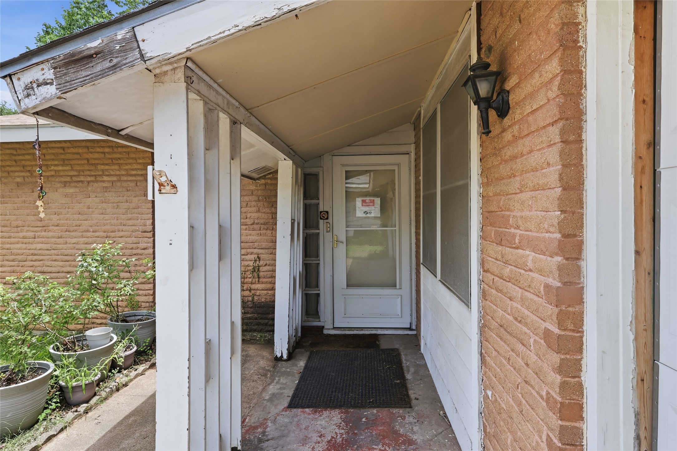2006 Exeter Street Irving TX 75062