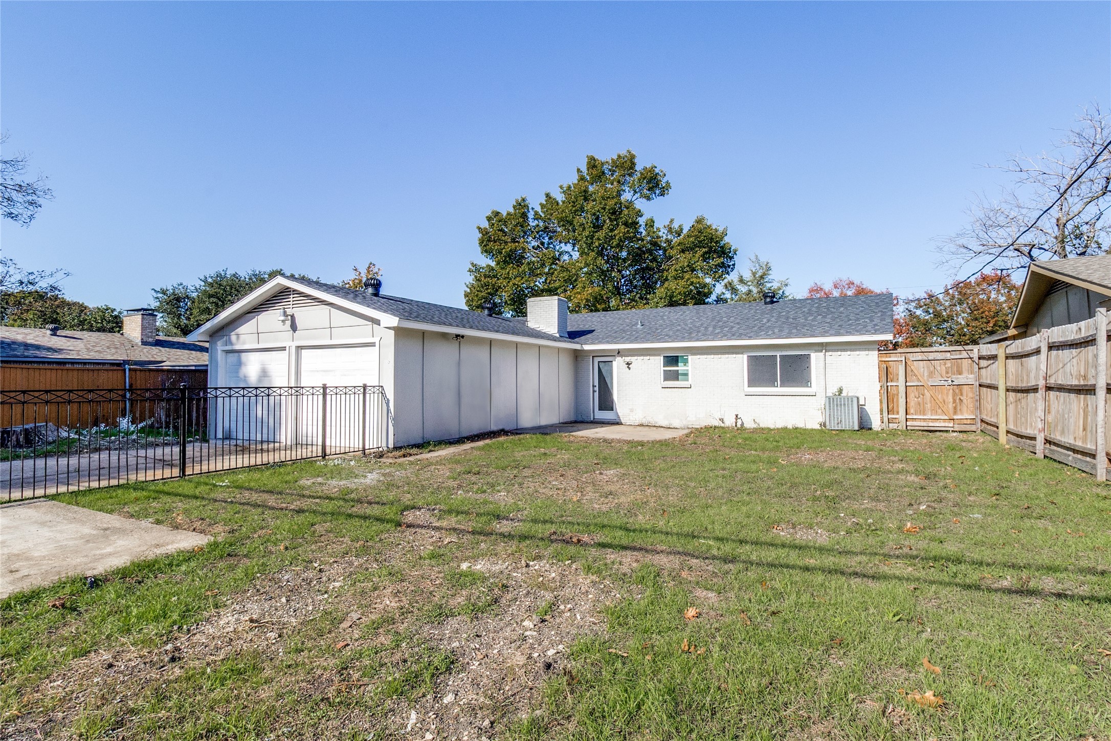 11236 Quail Run Street Dallas TX 75238