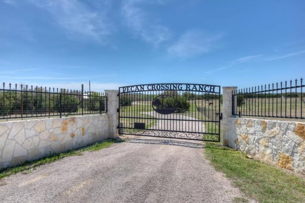 6101 County Road 208 Lampasas TX 76550