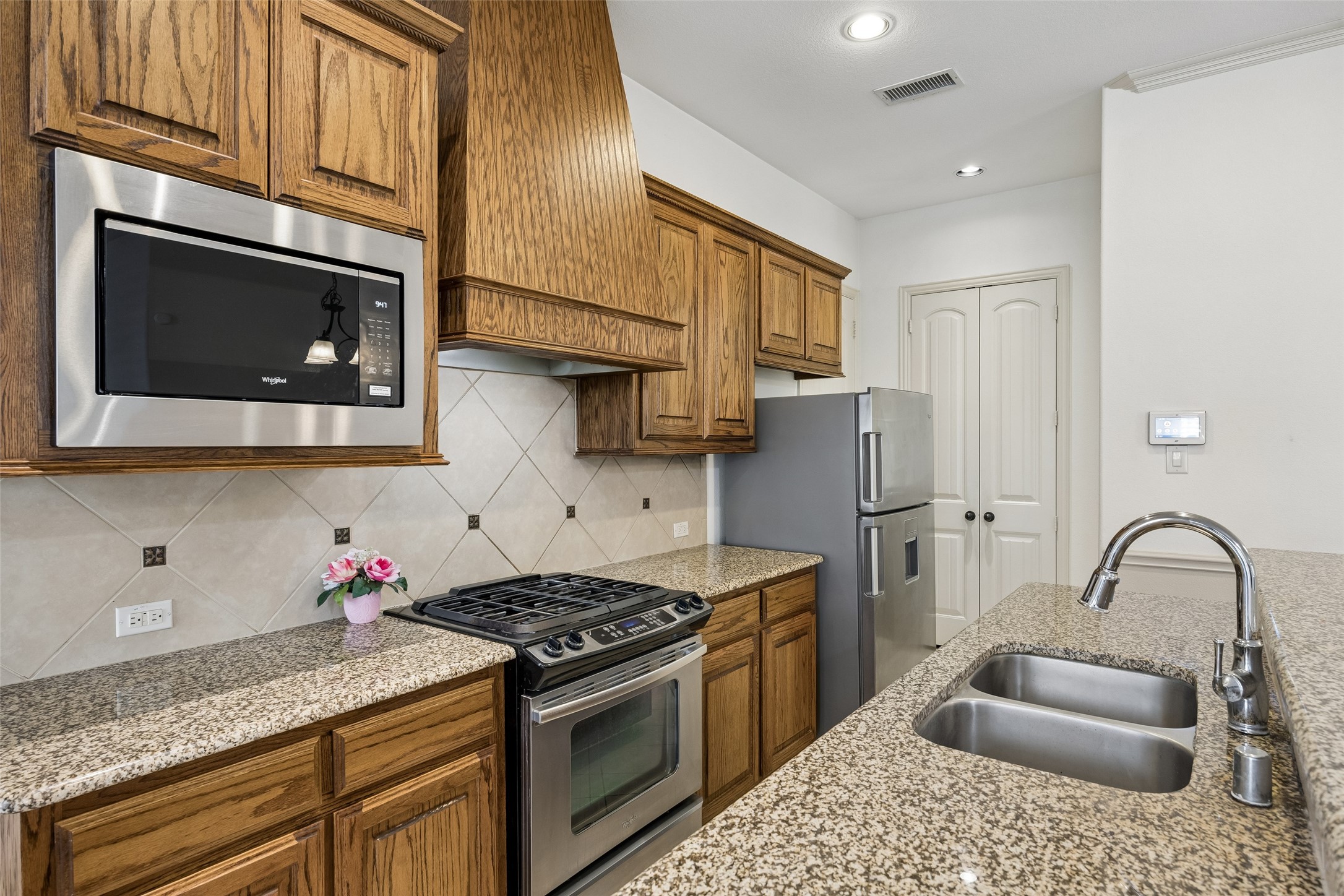 5004 Province Place Irving TX 75038