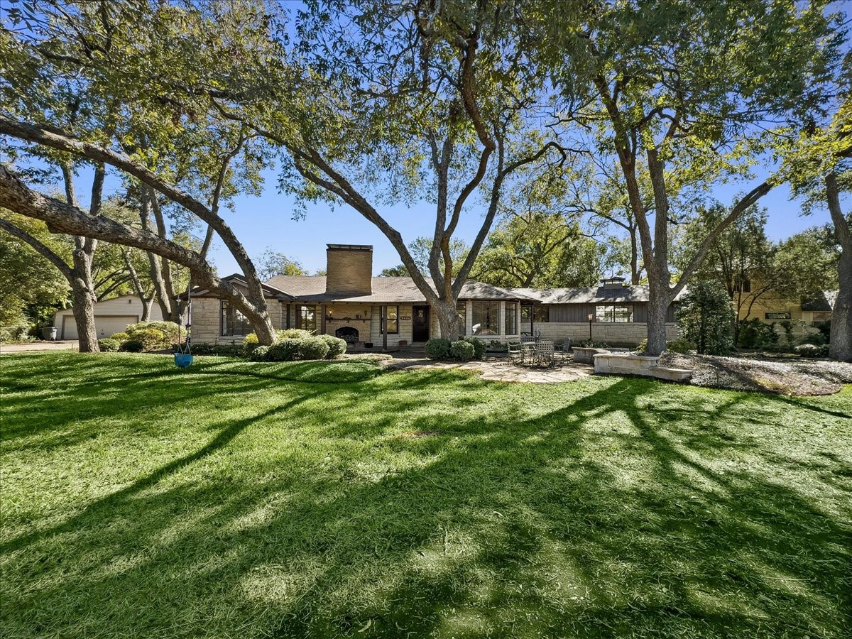 9406 Hermosa Drive Dallas TX 75218