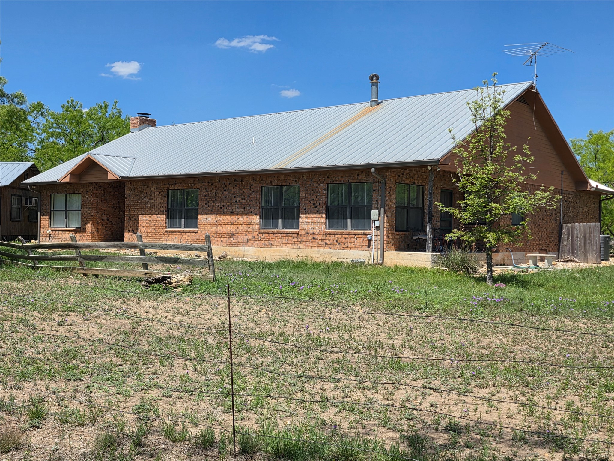 1709 County Road 330 Voss TX 76888