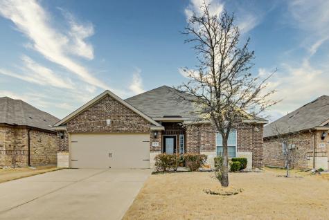 4212 Pont Du Gard Way Crowley TX 76036
