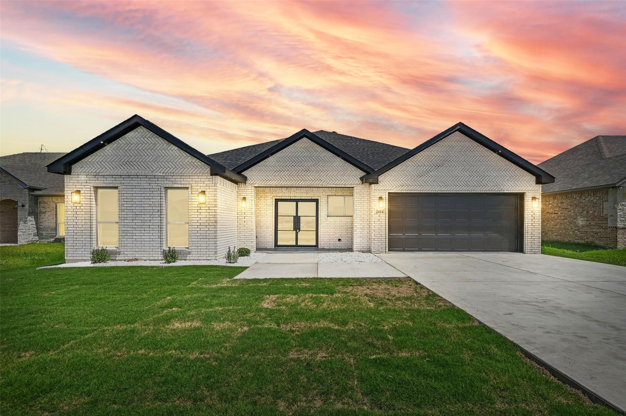 2414 Lauren Street Mabank TX 75147
